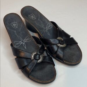 Ariat Women's Black Cross-Strap Sandals